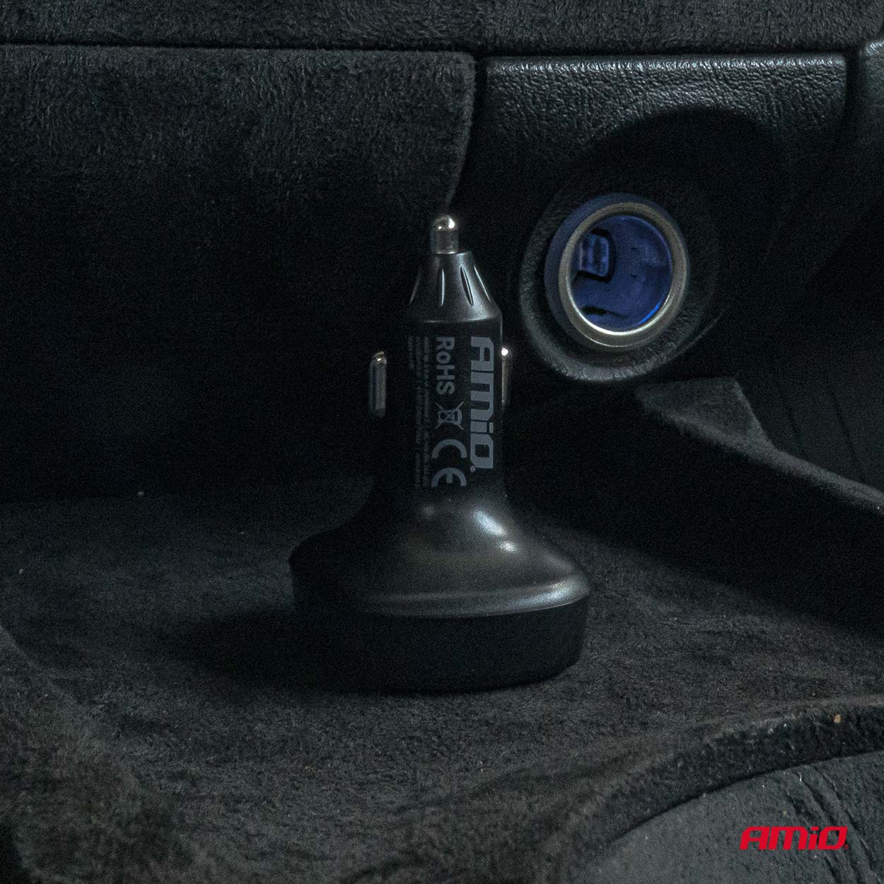 Transmetues FM për veturë 2×USB-A 12V/24V-2