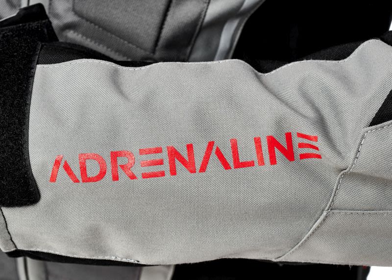 Xhaketë turistike motoçiklete ADRENALINE SCORPIO PPE, ngjyrë e zezë / gri / e kuqe, madhësia L