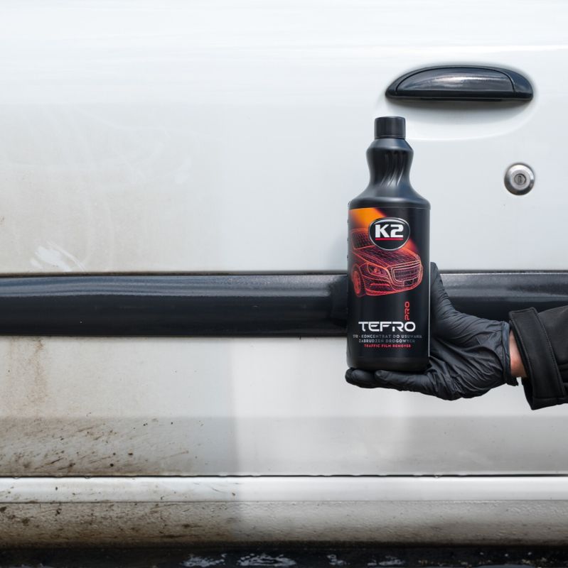 K2 Pastrues profesional për heqjen e shtresës së ndotjes rrugore (Traffic Film Remover) – TEFRO PRO 1L